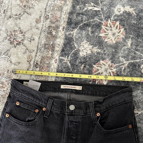 Levi's Ribcage Straight Black Jeans - Picture 3 of 5